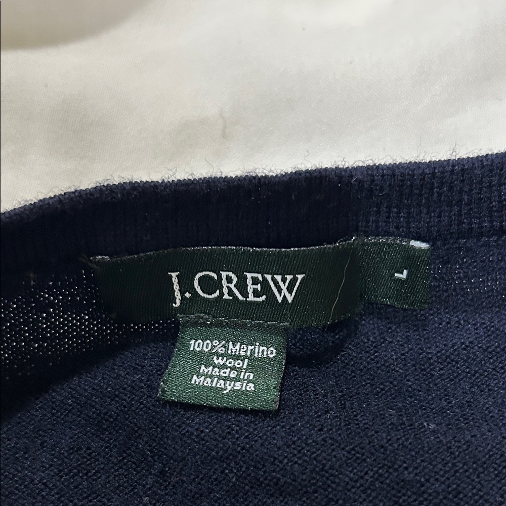 J crew Men's Navy V-Neck Sweater - Picture 2 of 5